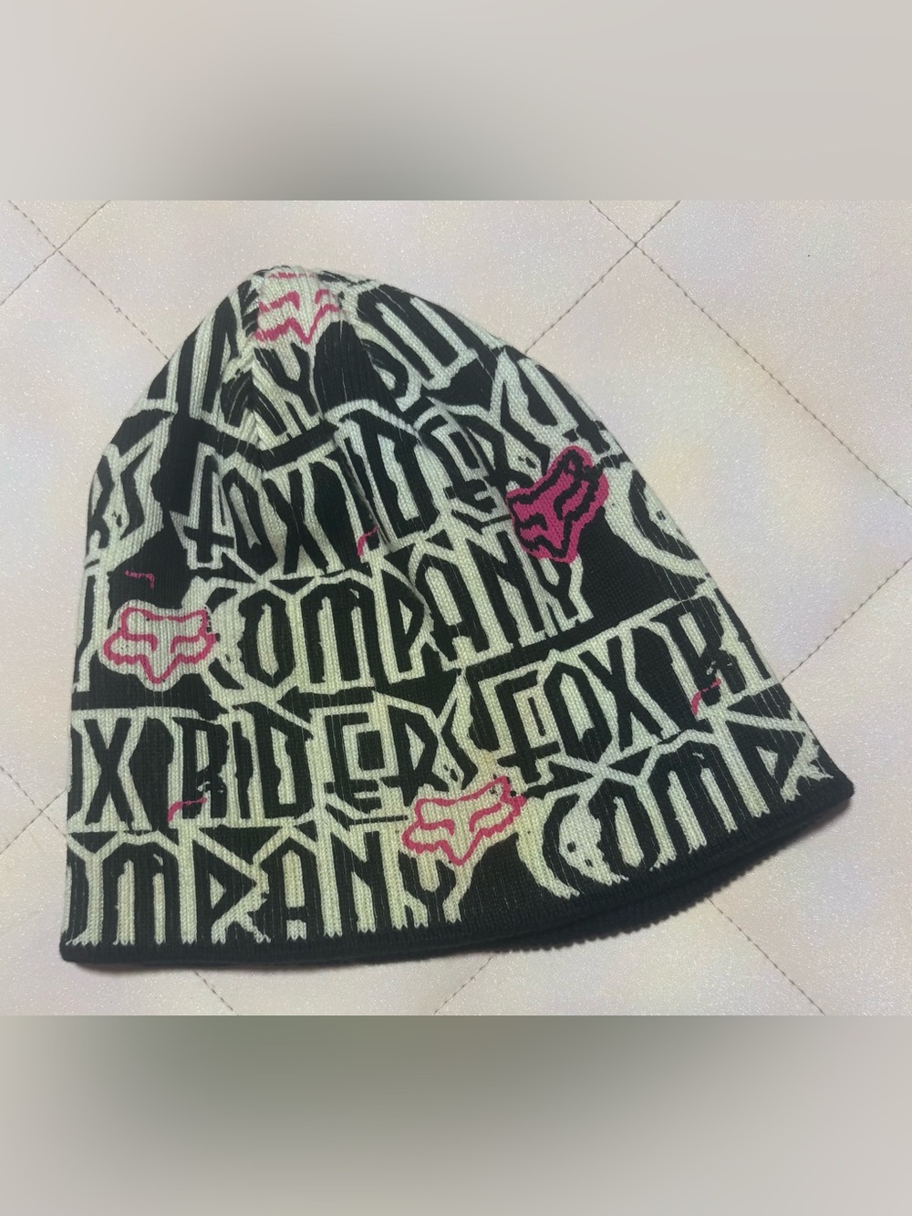 Fox Racing Y2K Graffiti Graphic Beanie Hat in Black & Hot Pink